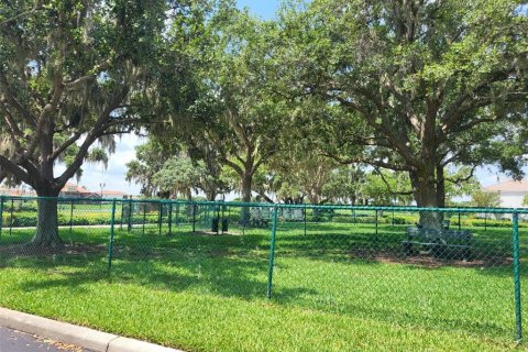 Villa ou maison à vendre à Kissimmee, Floride: 6 chambres, 339.19 m2 № 2097633 - photo 21