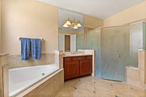 Villa ou maison à vendre à Kissimmee, Floride: 6 chambres, 339.19 m2 № 2097633 - photo 11