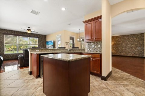 Villa ou maison à vendre à Kissimmee, Floride: 6 chambres, 339.19 m2 № 2097633 - photo 9