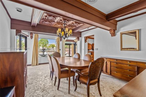 House in Hallandale Beach, Florida 5 bedrooms, 625.98 sq.m. № 1783952 - photo 28