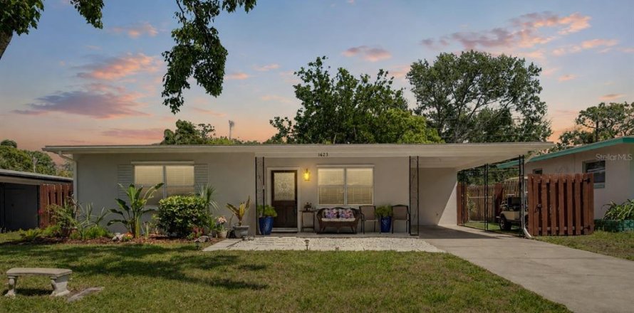 Villa ou maison à Dunedin, Floride 3 chambres, 128.67 m2 № 2324056