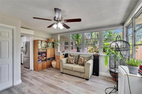 Villa ou maison à vendre à Dunedin, Floride: 3 chambres, 128.67 m2 № 2324056 - photo 16
