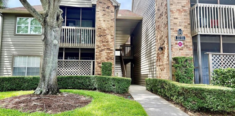 Condominio en Clearwater, Florida, 1 dormitorio № 1915641