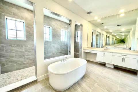 Casa en venta en Parkland, Florida, 5 dormitorios, 395.3 m2 № 1964952 - foto 15