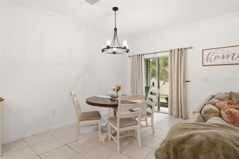 Townhouse in CONNERTON

 in Land O' Lakes, Florida 3 bedrooms, 148.74 sq.m. № 2377628 - photo 15