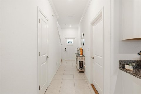 Townhouse in CONNERTON

 in Land O' Lakes, Florida 3 bedrooms, 148.74 sq.m. № 2377628 - photo 5