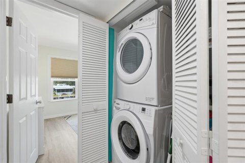 Купить кондоминиум в Порт-Шарлотт, Флорида 5 комнат, 74.14м2, № 2229962 - фото 26