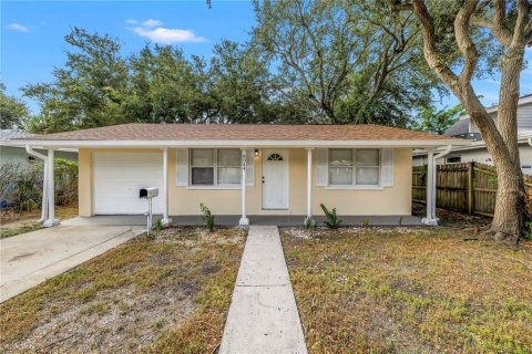 Casa en Saint Petersburg, Florida 3 dormitorios, 74.69 m2 № 2385882