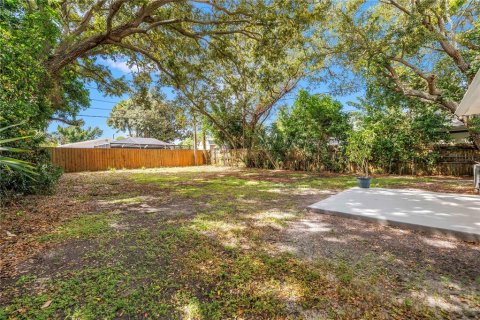 Casa en venta en Saint Petersburg, Florida, 3 dormitorios, 74.69 m2 № 2385882 - foto 21