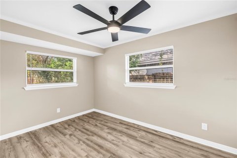 Casa en venta en Saint Petersburg, Florida, 3 dormitorios, 74.69 m2 № 2385882 - foto 16