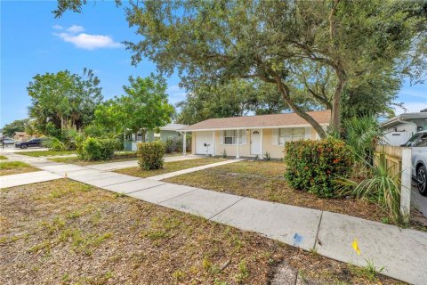 Casa en venta en Saint Petersburg, Florida, 3 dormitorios, 74.69 m2 № 2385882 - foto 28