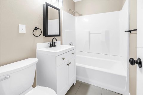 Casa en venta en Saint Petersburg, Florida, 3 dormitorios, 74.69 m2 № 2385882 - foto 15