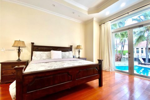 Villa ou maison à louer à Hollywood, Floride: 4 chambres, 270.53 m2 № 1939646 - photo 20