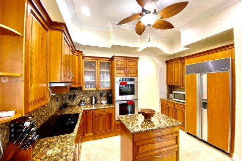 Villa ou maison à louer à Hollywood, Floride: 4 chambres, 270.53 m2 № 1939646 - photo 8