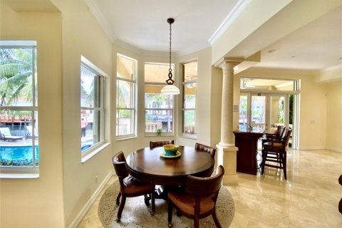 Villa ou maison à louer à Hollywood, Floride: 4 chambres, 270.53 m2 № 1939646 - photo 15