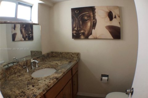 Copropriété à louer à Miami Beach, Floride: 1 chambre, 67.82 m2 № 2264612 - photo 13