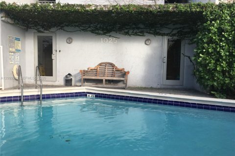 Condo à Miami Beach, Floride, 1 chambre  № 2264612