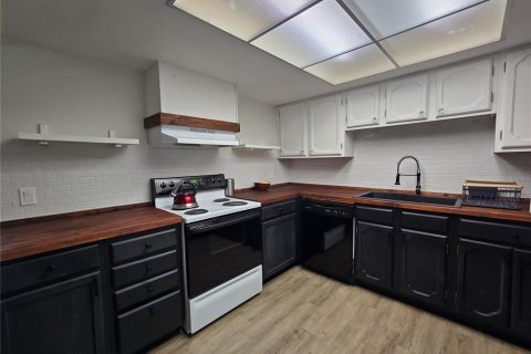 Condominio en venta en Ocala, Florida, 1 dormitorio, 76.37 m2 № 2217835 - foto 7
