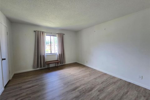 Condominio en venta en Ocala, Florida, 1 dormitorio, 76.37 m2 № 2217835 - foto 11