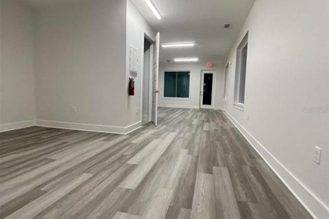 Immobilier commercial à louer à Oviedo, Floride: 70.61 m2 № 1535484 - photo 15