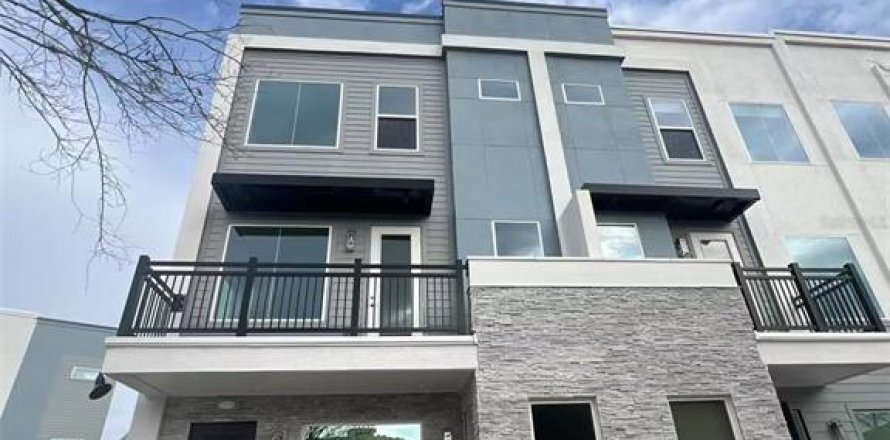 Immobilier commercial à Oviedo, Floride 70.61 m2 № 1535484