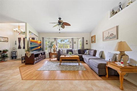 Casa en venta en North Port, Florida, 3 dormitorios, 150.78 m2 № 1800582 - foto 7