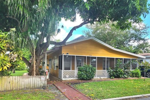 Villa ou maison à Clearwater, Floride 3 chambres, 139.35 m2 № 2310695
