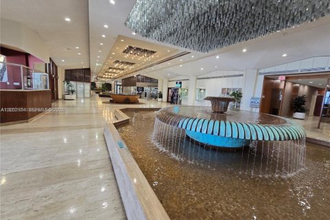 Condo in Miami, Florida, 2 bedrooms № 2173458 - photo 21