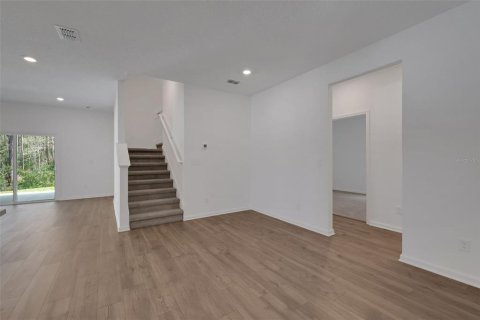 Casa en venta en Orange Park, Florida, 4 dormitorios, 203.27 m2 № 1792730 - foto 4