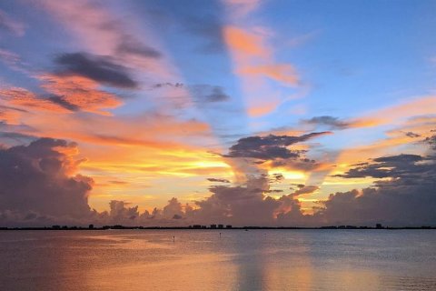 Condominio en venta en Saint Petersburg, Florida, 3 dormitorios, 153.57 m2 № 1816786 - foto 2