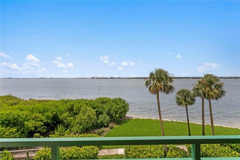 Condominio en venta en Saint Petersburg, Florida, 3 dormitorios, 153.57 m2 № 1816786 - foto 6