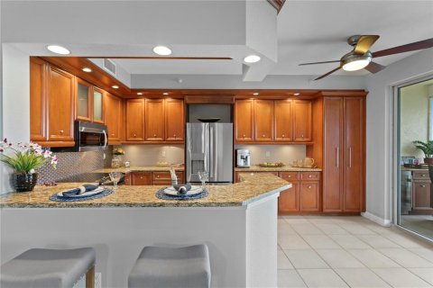 Condominio en venta en Saint Petersburg, Florida, 3 dormitorios, 153.57 m2 № 1816786 - foto 18