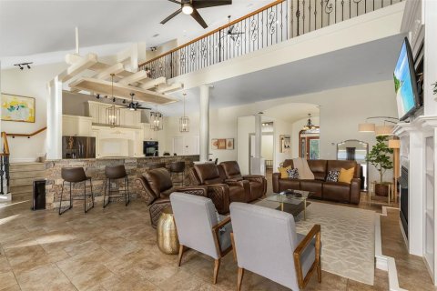 House in Port Charlotte, Florida 4 bedrooms, 364.55 sq.m. № 2428942 - photo 3