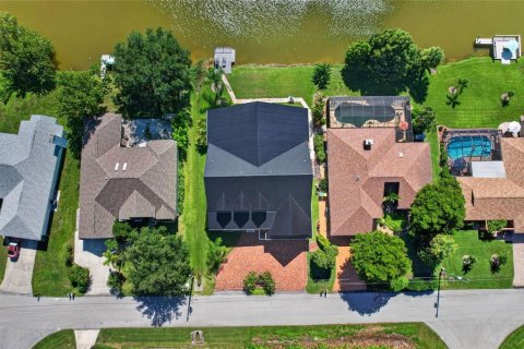 House in Port Charlotte, Florida 4 bedrooms, 364.55 sq.m. № 2428942 - photo 30