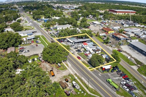 Propiedad comercial en venta en Tampa, Florida, 448.53 m2 № 1831166 - foto 1