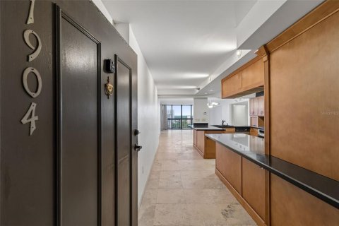 Condominio en venta en Tampa, Florida, 2 dormitorios, 141.21 m2 № 2151178 - foto 9