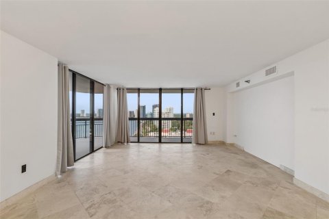 Condominio en venta en Tampa, Florida, 2 dormitorios, 141.21 m2 № 2151178 - foto 8