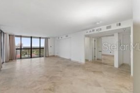 Condominio en venta en Tampa, Florida, 2 dormitorios, 141.21 m2 № 2151178 - foto 6