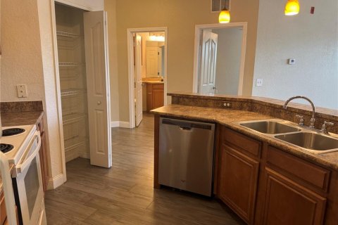 Copropriété à louer à Orlando, Floride: 2 chambres, 105.72 m2 № 2404846 - photo 11