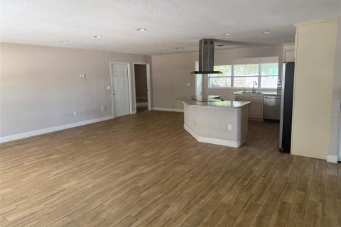 Villa ou maison à vendre à Bradenton, Floride: 3 chambres, 166.85 m2 № 2227214 - photo 2