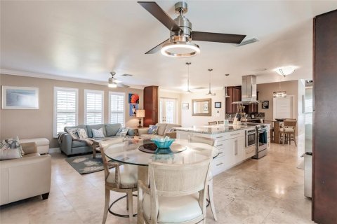 Casa en venta en Cape Coral, Florida, 3 dormitorios, 174.28 m2 № 1916970 - foto 21
