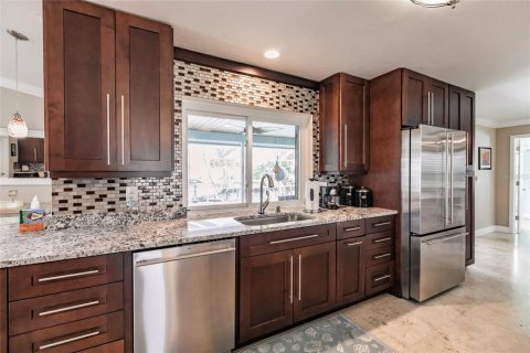 Casa en venta en Cape Coral, Florida, 3 dormitorios, 174.28 m2 № 1916970 - foto 19