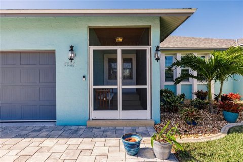 Casa en venta en Cape Coral, Florida, 3 dormitorios, 174.28 m2 № 1916970 - foto 6