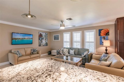 Casa en venta en Cape Coral, Florida, 3 dormitorios, 174.28 m2 № 1916970 - foto 11