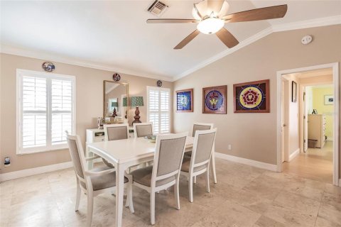 Casa en venta en Cape Coral, Florida, 3 dormitorios, 174.28 m2 № 1916970 - foto 24