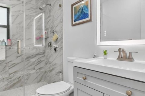 Casa en venta en North Miami, Florida, 2 dormitorios, 69.68 m2 № 1890115 - foto 12
