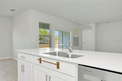 Casa en venta en Punta Gorda, Florida, 4 dormitorios, 188.78 m2 № 2229904 - foto 4