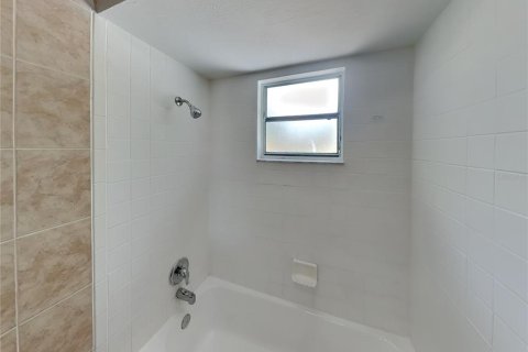 Casa en alquiler en Sarasota, Florida, 3 dormitorios, 110.83 m2 № 1879872 - foto 15