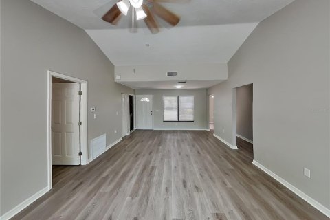 Casa en alquiler en Sarasota, Florida, 3 dormitorios, 110.83 m2 № 1879872 - foto 3