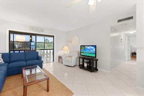 Купить кондоминиум в Ротонда, Флорида 6 комнат, 103.86м2, № 1909531 - фото 14